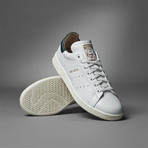 adidas originals stan smith leather sneakers in white